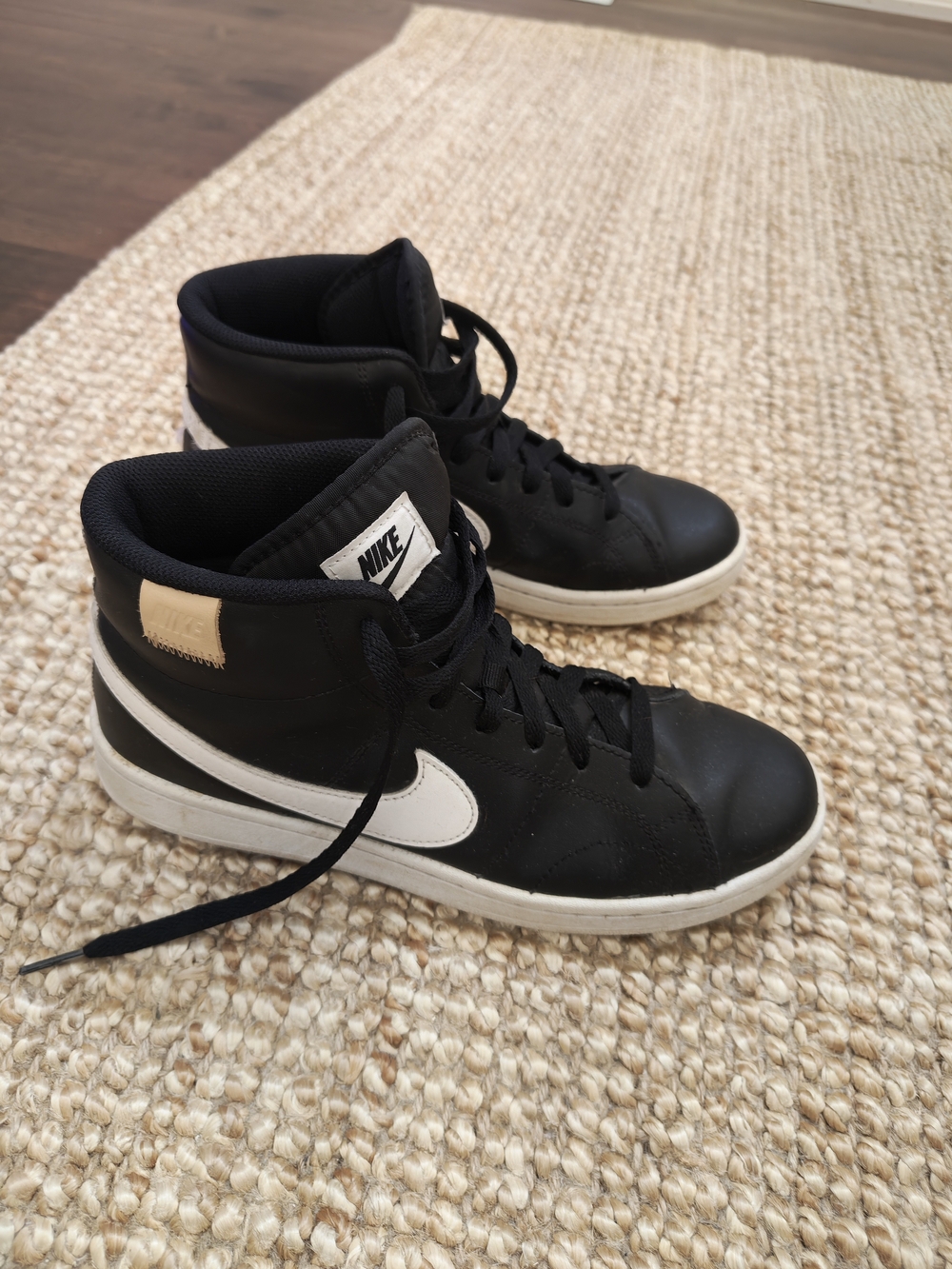 Nike Women's s Black & White High-Top Sneakers